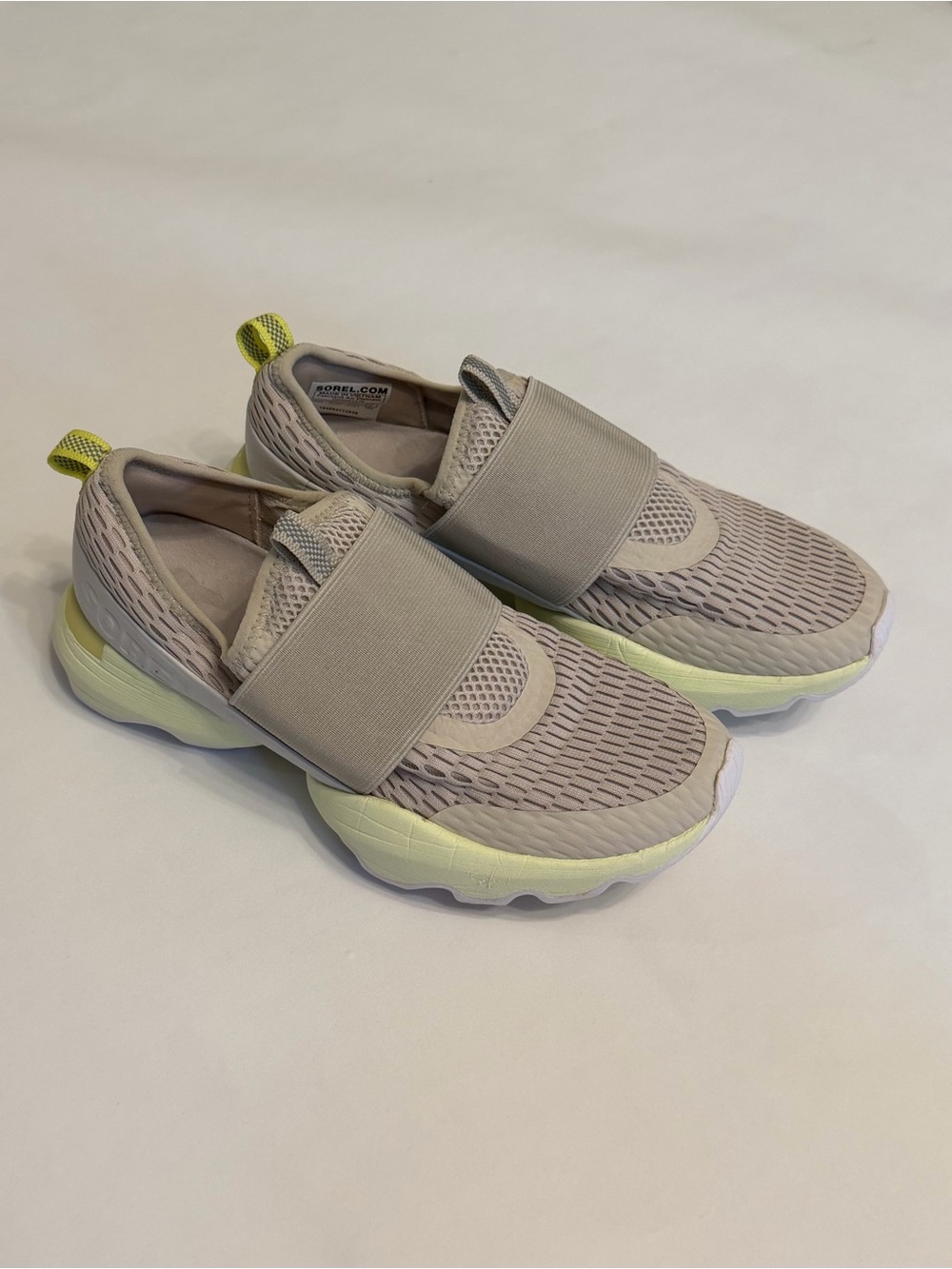 SOREL Kinetic Impact Strap Mesh Slip-On Sneakers - Taupe & Neon Yellow - 6.5